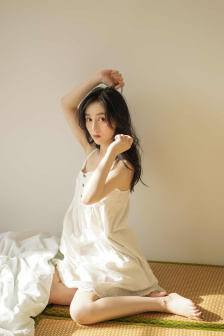 被强制侵犯新任女教师